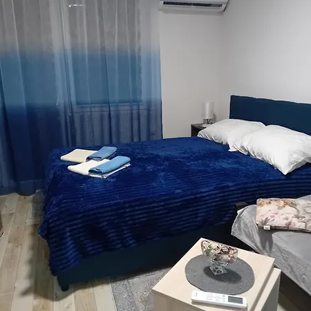 I Nikolas Apartman *